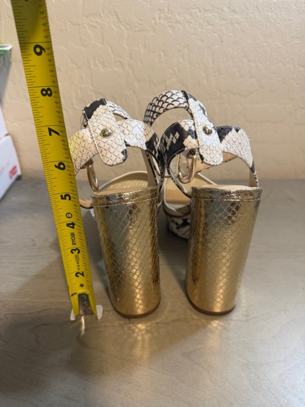 Guess platform sandal - Picture 5 of 5